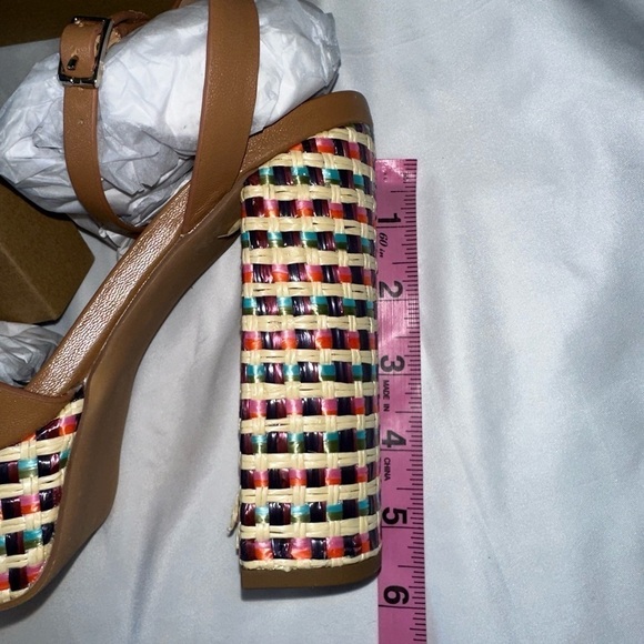 Steve MADDEN MULTI COLORED PLATFORM BLOCK HEELS - Picture 6 of 7